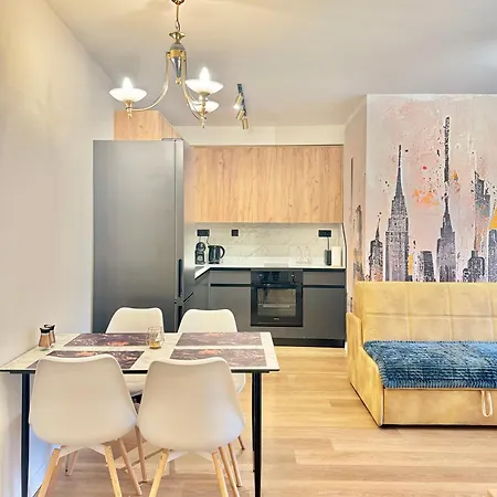 Designer Near Mall And Metro Station By Kvartiri Ltd דירה סופיה