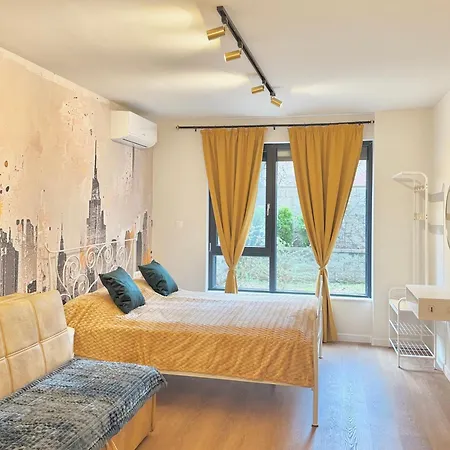 Designer Near Mall And Metro Station By Kvartiri Ltd דירה *