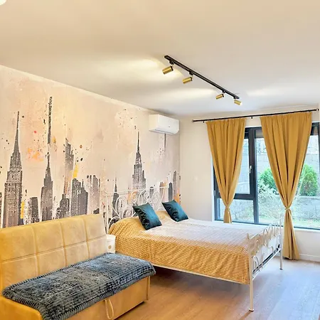 Designer Near Mall And Metro Station By Kvartiri Ltd *