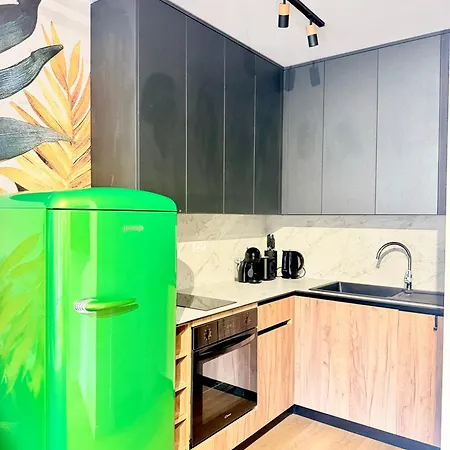 Apartment Designer Near Mall And Metro Station By Kvartiri Ltd